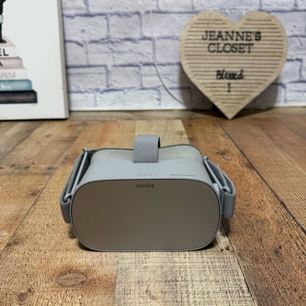 The Oculus Go 64GB standalone virtual reality headset by Meta